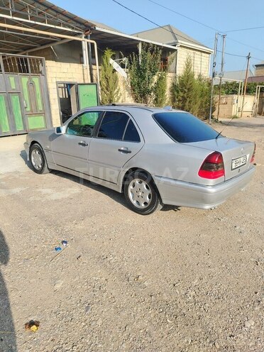 Mercedes C 220 1995, 235,780 km - 2.2 l - Bakı