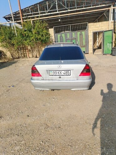 Mercedes C 220 1995, 235,780 km - 2.2 l - Bakı