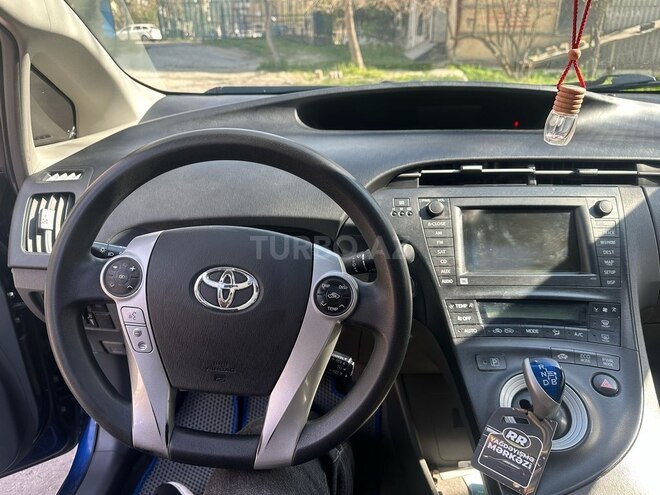 Toyota Prius 2011, 380,000 km - 1.8 l - Bakı