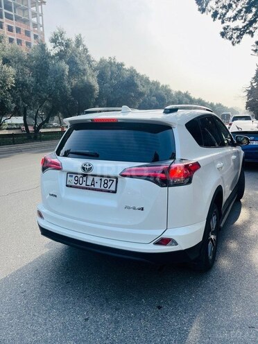 Toyota RAV4 2018, 96,000 km - 2.0 l - Bakı