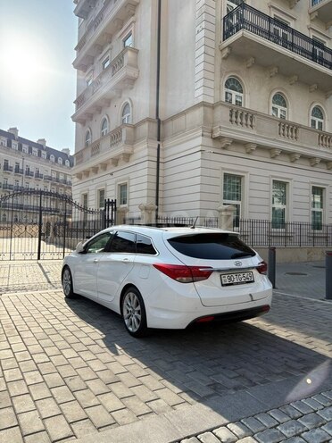 Hyundai i40 2011, 223,000 km - 2.0 л - Bakı