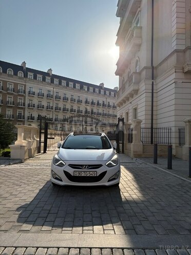 Hyundai i40 2011, 223,000 km - 2.0 л - Bakı