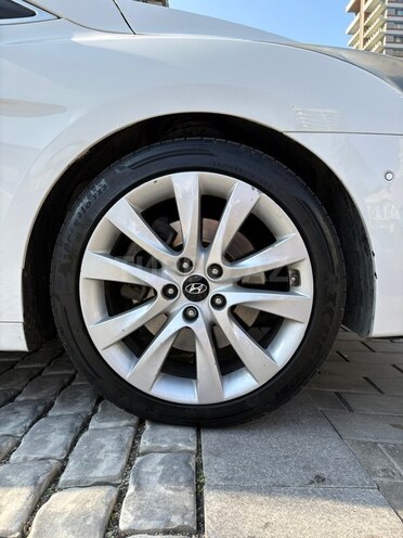 Hyundai i40 2011, 223,000 km - 2.0 л - Bakı