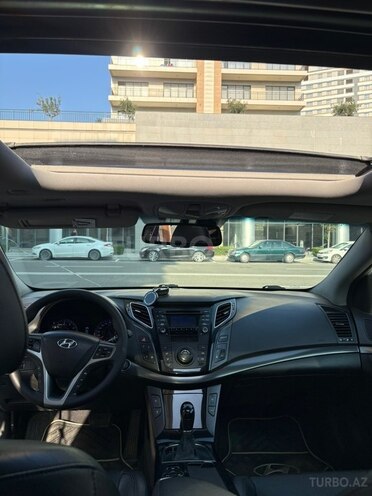 Hyundai i40 2011, 223,000 km - 2.0 л - Bakı