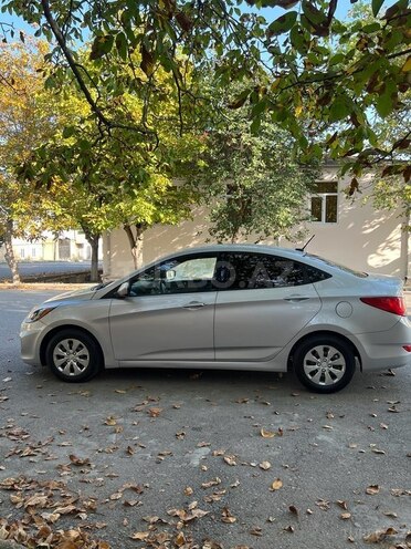 Hyundai Accent 2017, 147,500 km - 1.6 l - Şamaxı