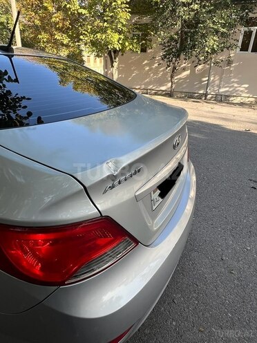 Hyundai Accent 2017, 147,500 km - 1.6 l - Şamaxı