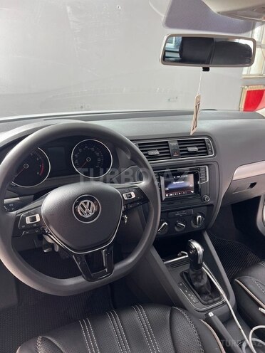Volkswagen Jetta 2017, 177,000 km - 1.4 л - Naxçıvan