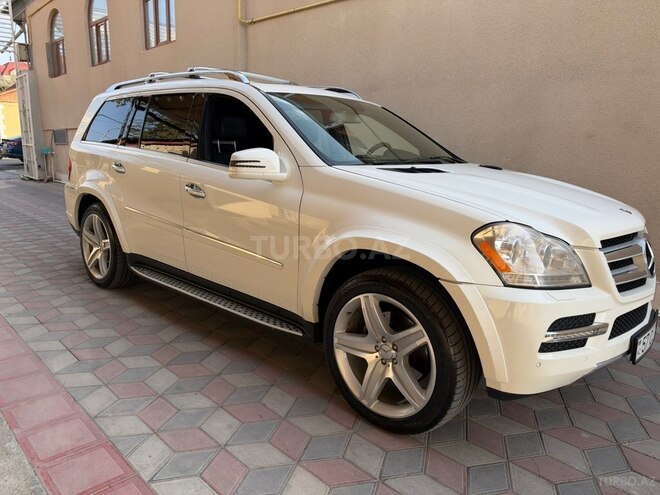 Mercedes GL 450 4MATIC 2010, 149,900 km - 4.7 l - Şəmkir