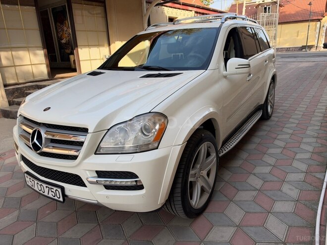 Mercedes GL 450 4MATIC 2010, 149,900 km - 4.7 l - Şəmkir
