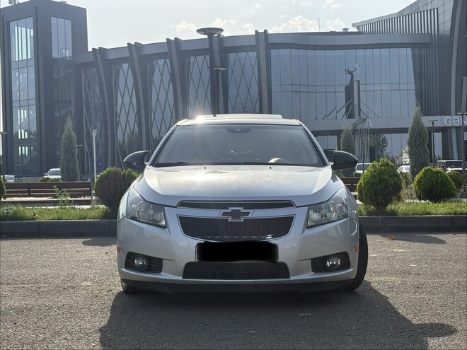 Chevrolet Cruze 2010, 242,871 km - 1.4 l - Gəncə