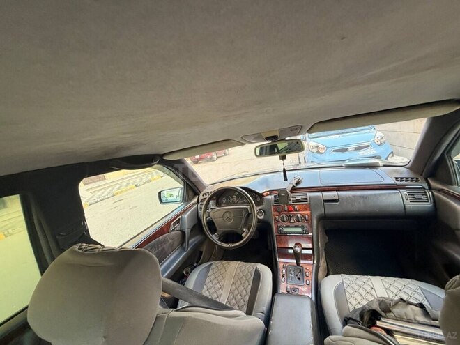 Mercedes E 240 1997, 433,891 km - 2.4 l - Bakı