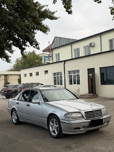 Mercedes C 200 2000, 300,000 km - 2.0 l - Xaçmaz