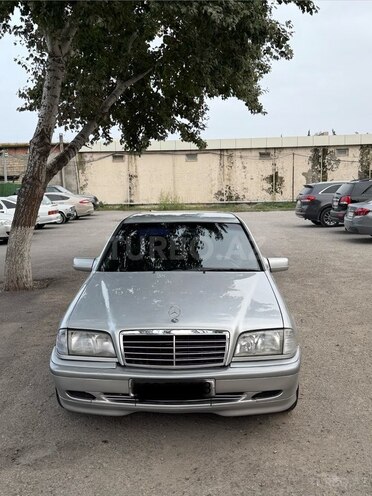 Mercedes C 200 2000, 300,000 km - 2.0 l - Xaçmaz