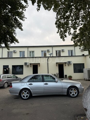 Mercedes C 200 2000, 300,000 km - 2.0 l - Xaçmaz