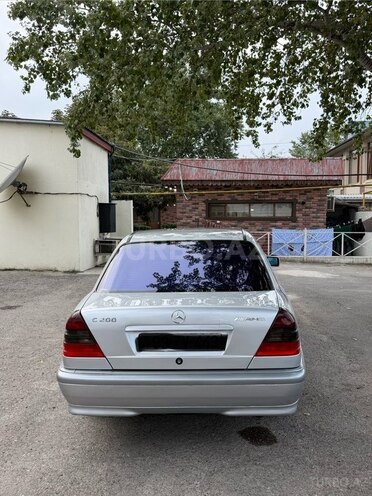 Mercedes C 200 2000, 300,000 km - 2.0 l - Xaçmaz