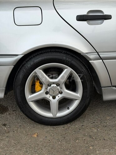 Mercedes C 200 2000, 300,000 km - 2.0 l - Xaçmaz