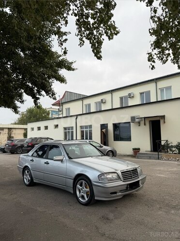 Mercedes C 200 2000, 300,000 km - 2.0 l - Xaçmaz