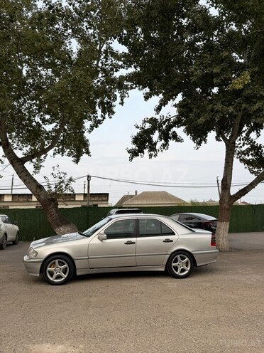 Mercedes C 200 2000, 300,000 km - 2.0 l - Xaçmaz