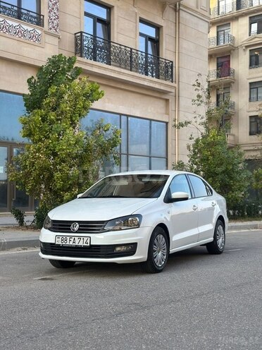 Volkswagen Polo 2018, 182,377 km - 1.6 л - Bakı