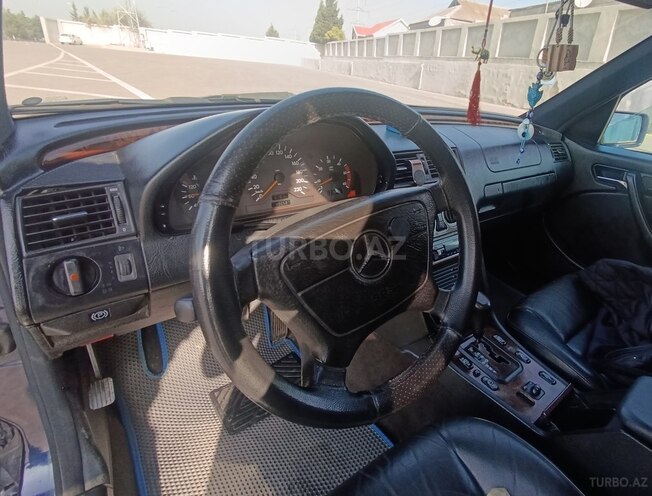 Mercedes C 220 1998, 490,000 km - 2.2 l - Bakı