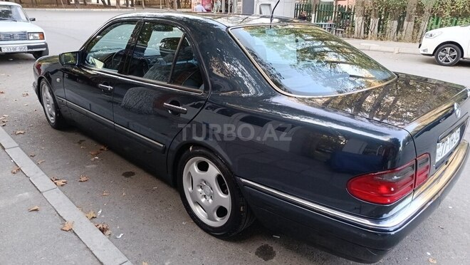 Mercedes E 200 1997, 250,000 km - 2.0 l - Mingəçevir