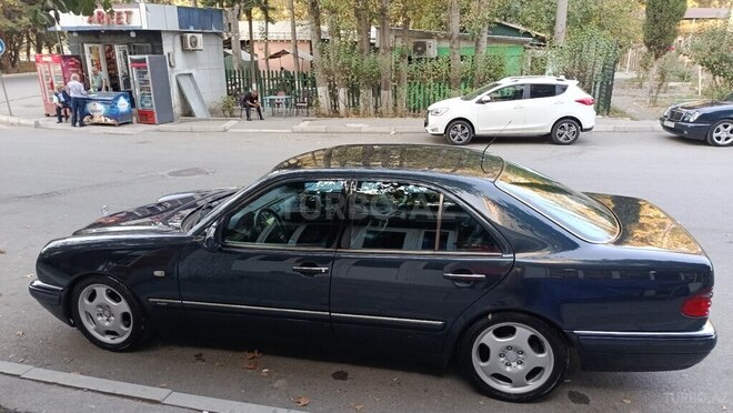 Mercedes E 200 1997, 250,000 km - 2.0 l - Mingəçevir
