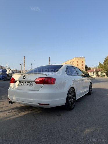 Volkswagen Jetta 2013, 233,000 km - 1.6 l - Mingəçevir