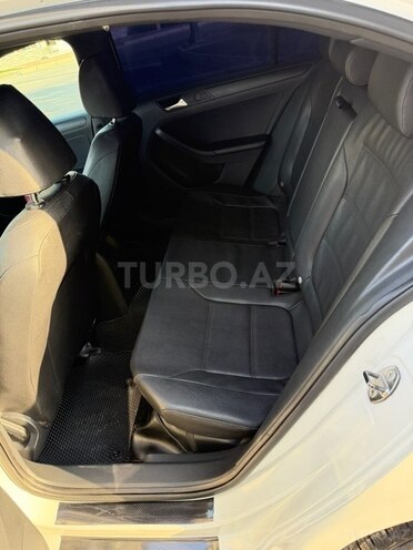 Volkswagen Jetta 2013, 233,000 km - 1.6 l - Mingəçevir
