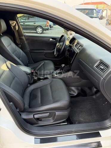 Volkswagen Jetta 2013, 233,000 km - 1.6 l - Mingəçevir