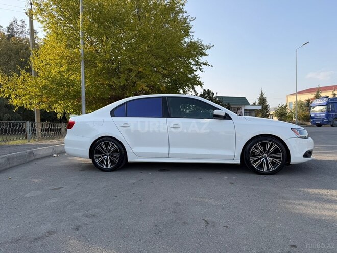 Volkswagen Jetta 2013, 233,000 km - 1.6 l - Mingəçevir