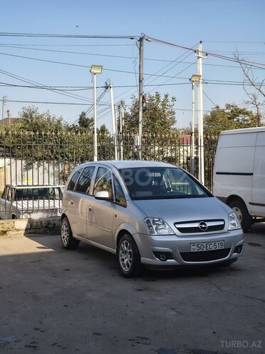Opel Meriva 2006, 250,000 km - 1.4 л - Qusar