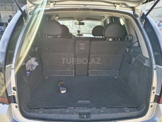 Opel Meriva 2006, 250,000 km - 1.4 л - Qusar