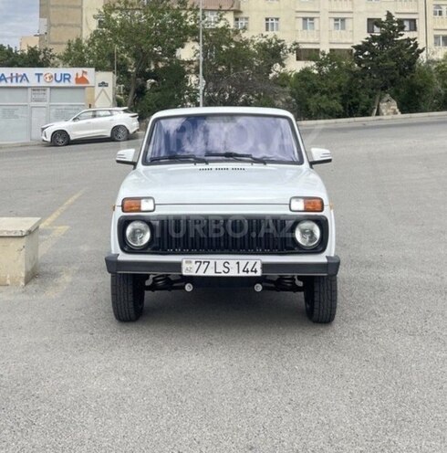 LADA (VAZ) Niva 2013, 198,000 km - 1.7 л - Salyan