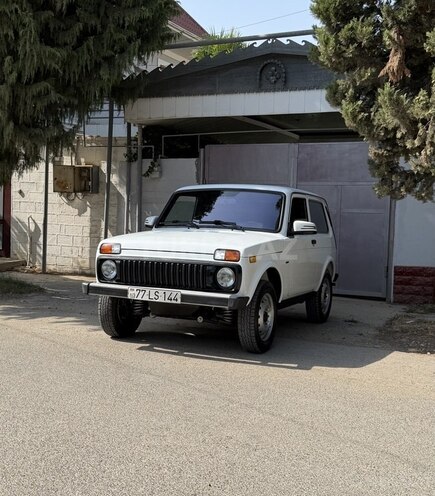 LADA (VAZ) Niva 2013, 198,000 km - 1.7 л - Salyan