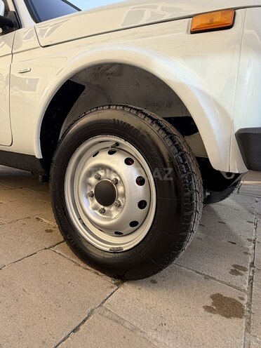 LADA (VAZ) Niva 2013, 198,000 km - 1.7 л - Salyan