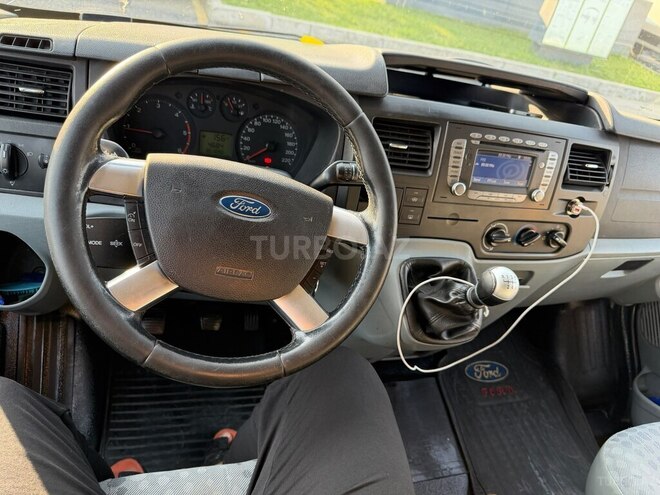 Ford Transit 2009, 301,000 km - 2.4 л - Bakı