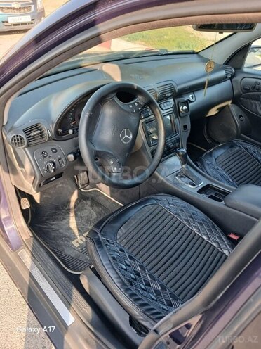 Mercedes C 240 2001, 396,000 km - 2.6 l - Sumqayıt
