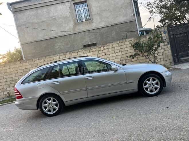 Mercedes C 200 2001, 237,645 km - 2.0 л - Bakı