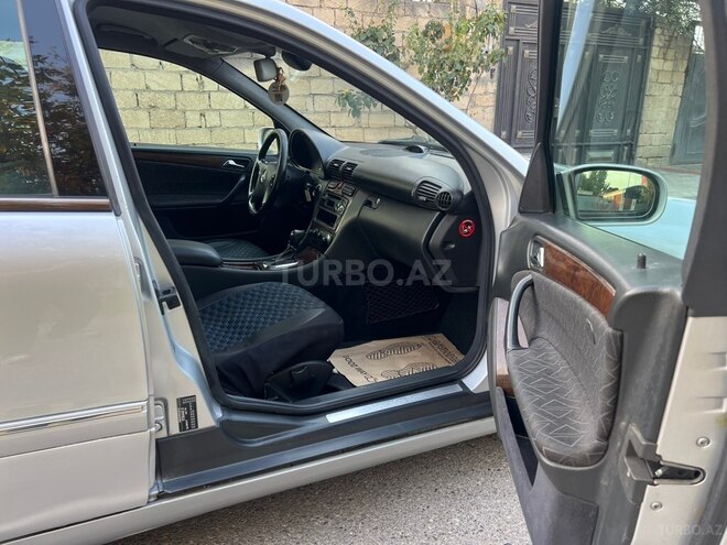 Mercedes C 200 2001, 237,645 km - 2.0 л - Bakı