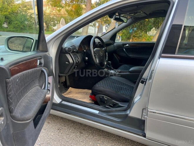 Mercedes C 200 2001, 237,645 km - 2.0 л - Bakı