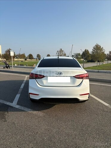 Hyundai Accent 2018, 165,000 km - 1.4 l - Bakı