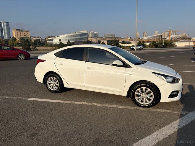 Hyundai Accent 2018, 165,000 km - 1.4 l - Bakı