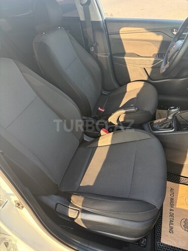 Hyundai Accent 2018, 165,000 km - 1.4 l - Bakı