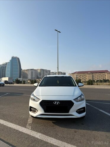 Hyundai Accent 2018, 165,000 km - 1.4 l - Bakı