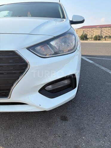 Hyundai Accent 2018, 165,000 km - 1.4 l - Bakı