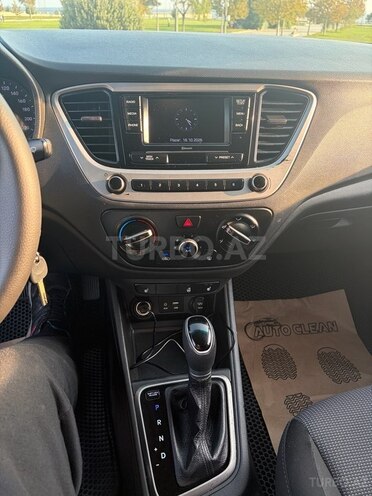 Hyundai Accent 2018, 165,000 km - 1.4 l - Bakı