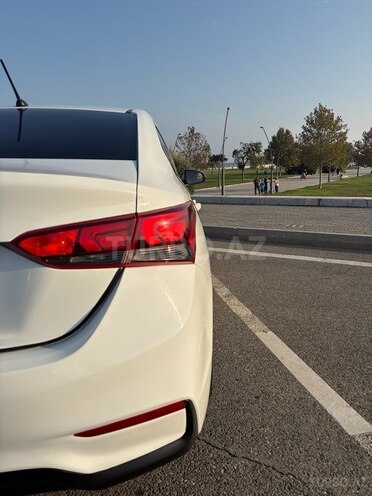 Hyundai Accent 2018, 165,000 km - 1.4 l - Bakı