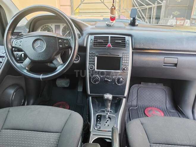 Mercedes B 180 2008, 290,000 km - 1.7 л - Bakı