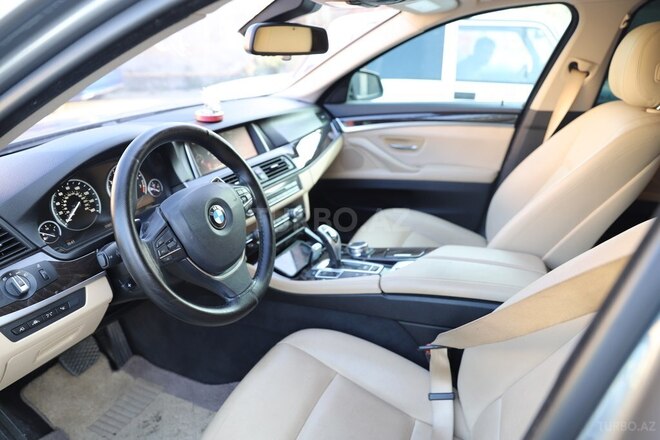 BMW 528 2016, 170,000 km - 2.0 л - Bakı