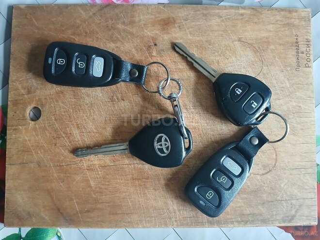 Toyota RAV4 2008, 175,000 km - 2.4 л - Beyləqan